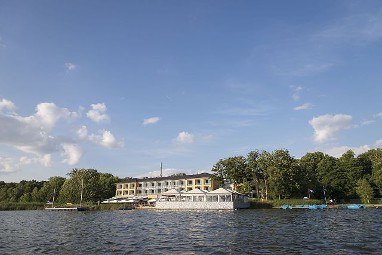 Seehotel Berlin-Rangsdorf: Vista exterior